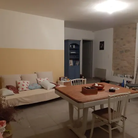 Διαμέρισμα Maison De Ville 2Eme Etage *
